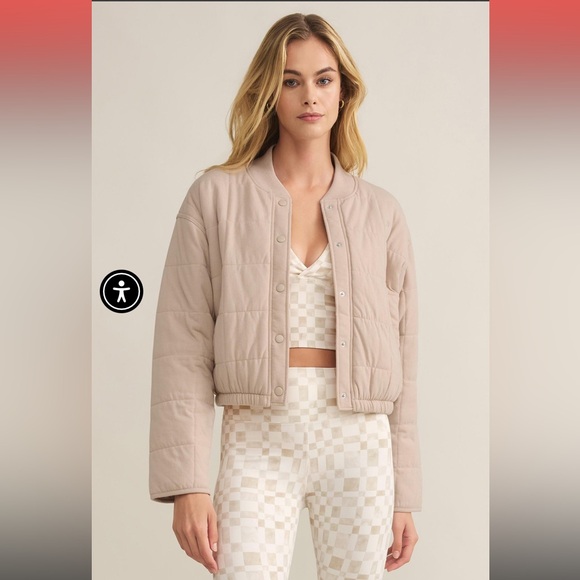 Z Supply Jackets & Blazers - Z Supply Light Taupe Quilted Bomber Jacket